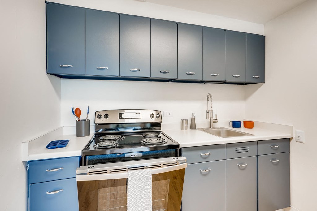 The elements at Sloan's Lake | Denver, CO Apartments