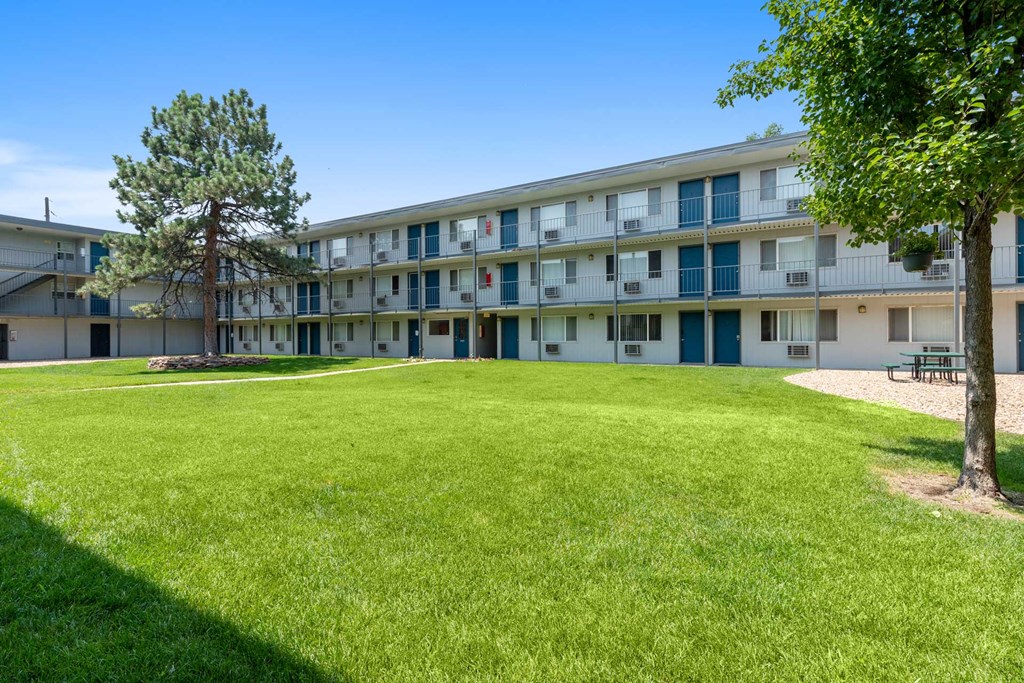 Park Place at Expo Apartments | Aurora, CO | Exterior