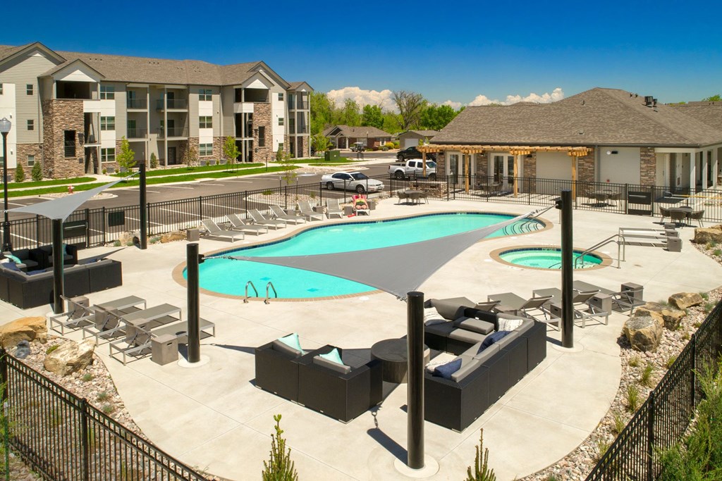Pinyon Pointe Apartments | Loveland, CO | Pool