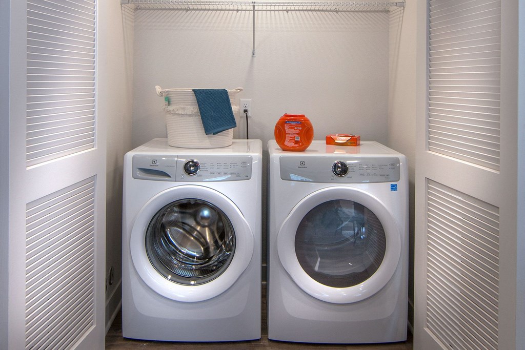 Pinyon Pointe Apartments | Loveland, CO | Washer