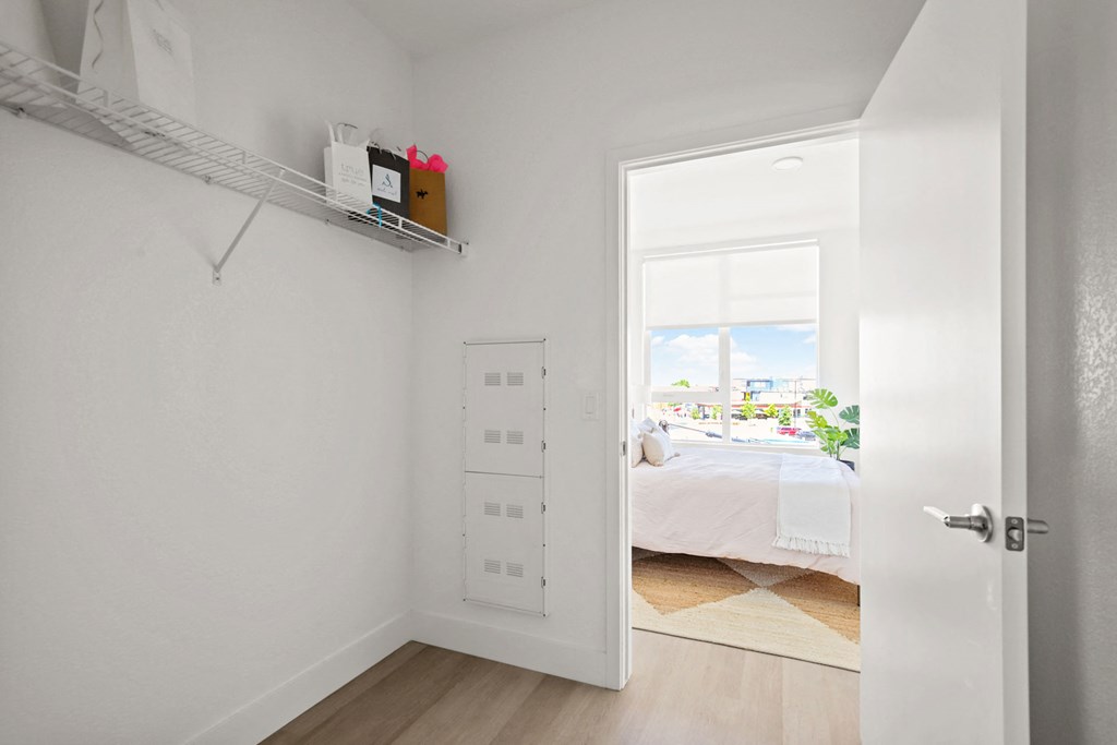Stanley House Apartments | Aurora, CO | 1x1 Closet