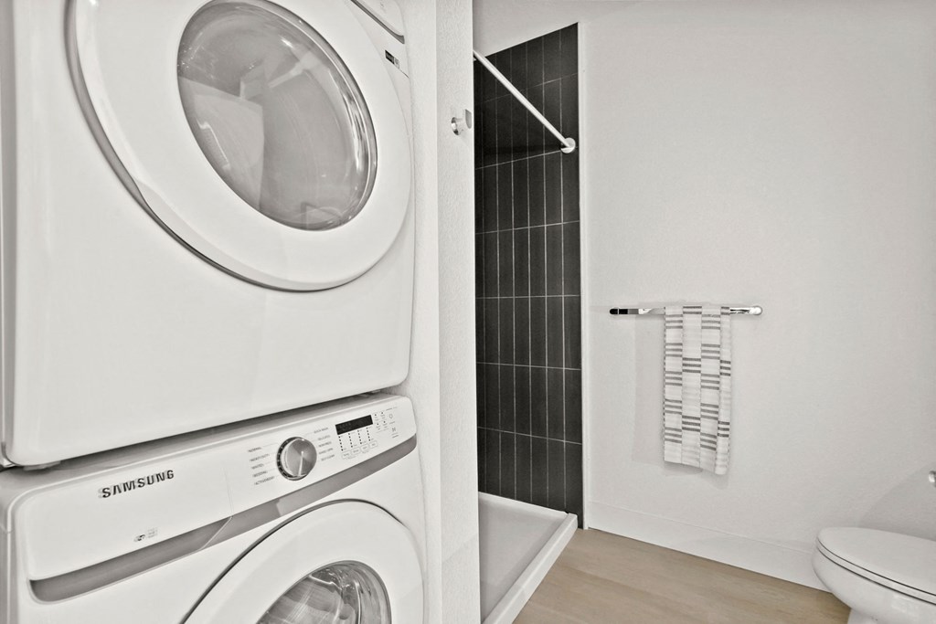 Stanley House Apartments | Aurora, CO | Studio Bathroom