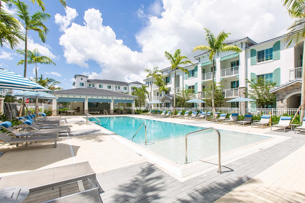 the swimming pool at the resort on longboat key