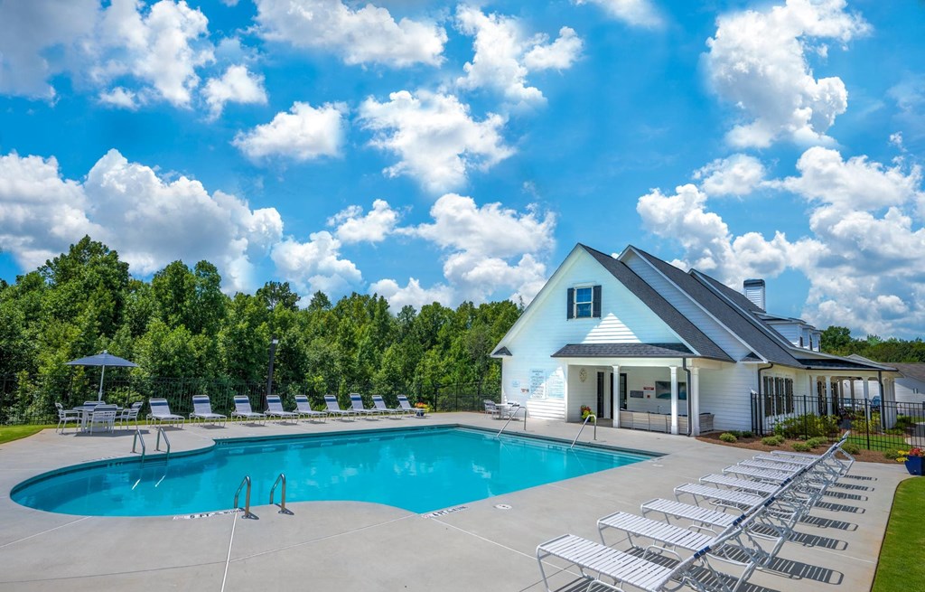 the swimming pool at our crossings apartments