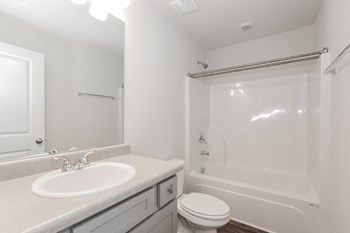 429 Trickum Hill Drive 3-4 Beds Townhouse for Rent - Photo Gallery 6