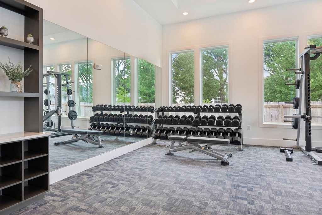 the gym at the estates apartments