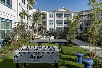 811 Rosery Rd NW 1-3 Beds Apartment for Rent - Photo Gallery 4