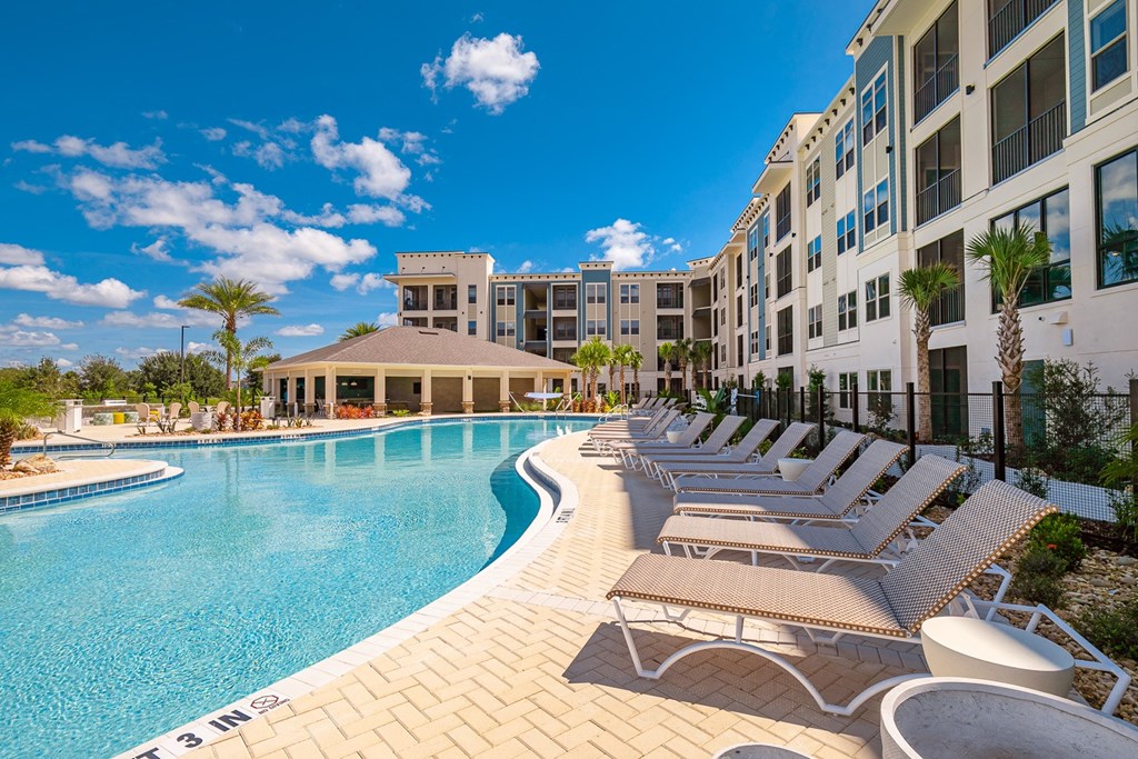 the swimming pool at the resort on longboat key