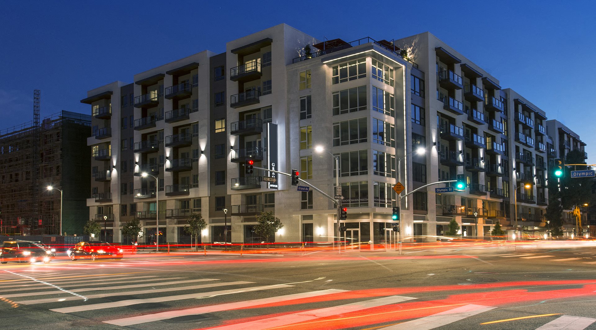 1000 Grand By Windsor Luxury Apartments In Downtown Los Angeles Los Angeles Homepagegallery 1