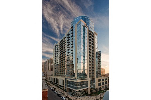 Glass House by Windsor Apartments, 2728 McKinnon Street, Dallas, TX