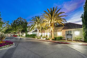 Renovated Apartment Homes Available at Mission Pointe by Windsor, Sunnyvale, California