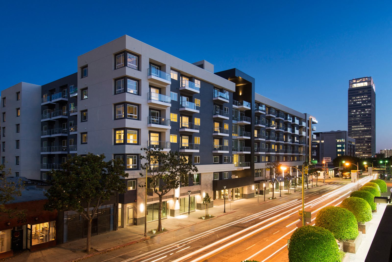 Olympic by Windsor | Los Angeles Luxury Apartments | Photos & Tour