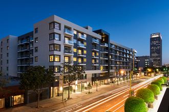 Luxury Apartment Homes Available at Olympic by Windsor, 936 S. Olive St, Los Angeles