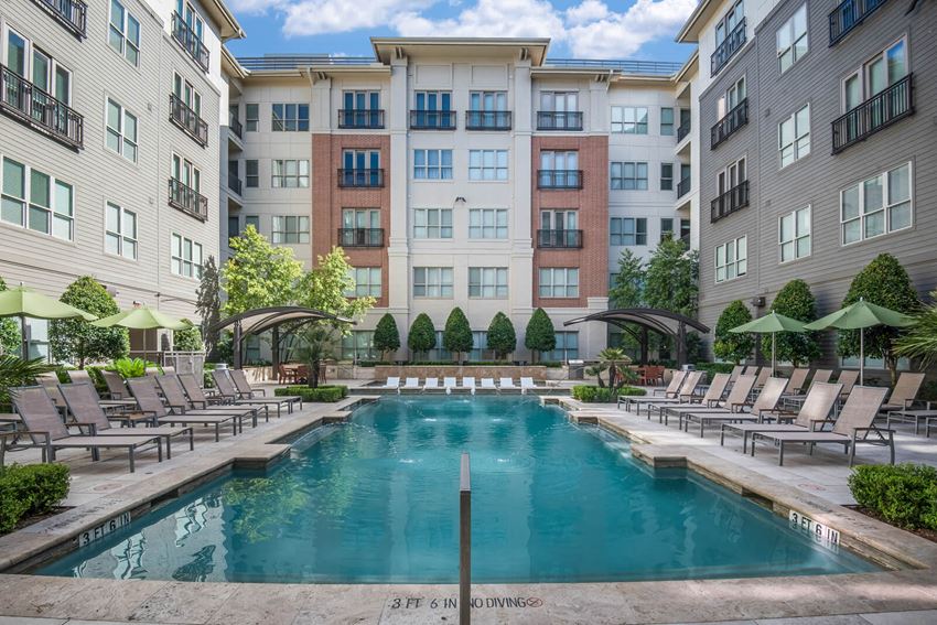 Luxury Apartments Available at Windsor at West University, 2630 Bissonnet Street, TX