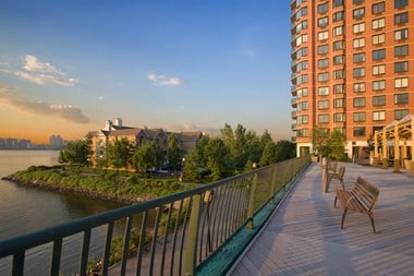 100 Tower Dr. Studio-3 Beds Apartment for Rent - Photo Gallery 1