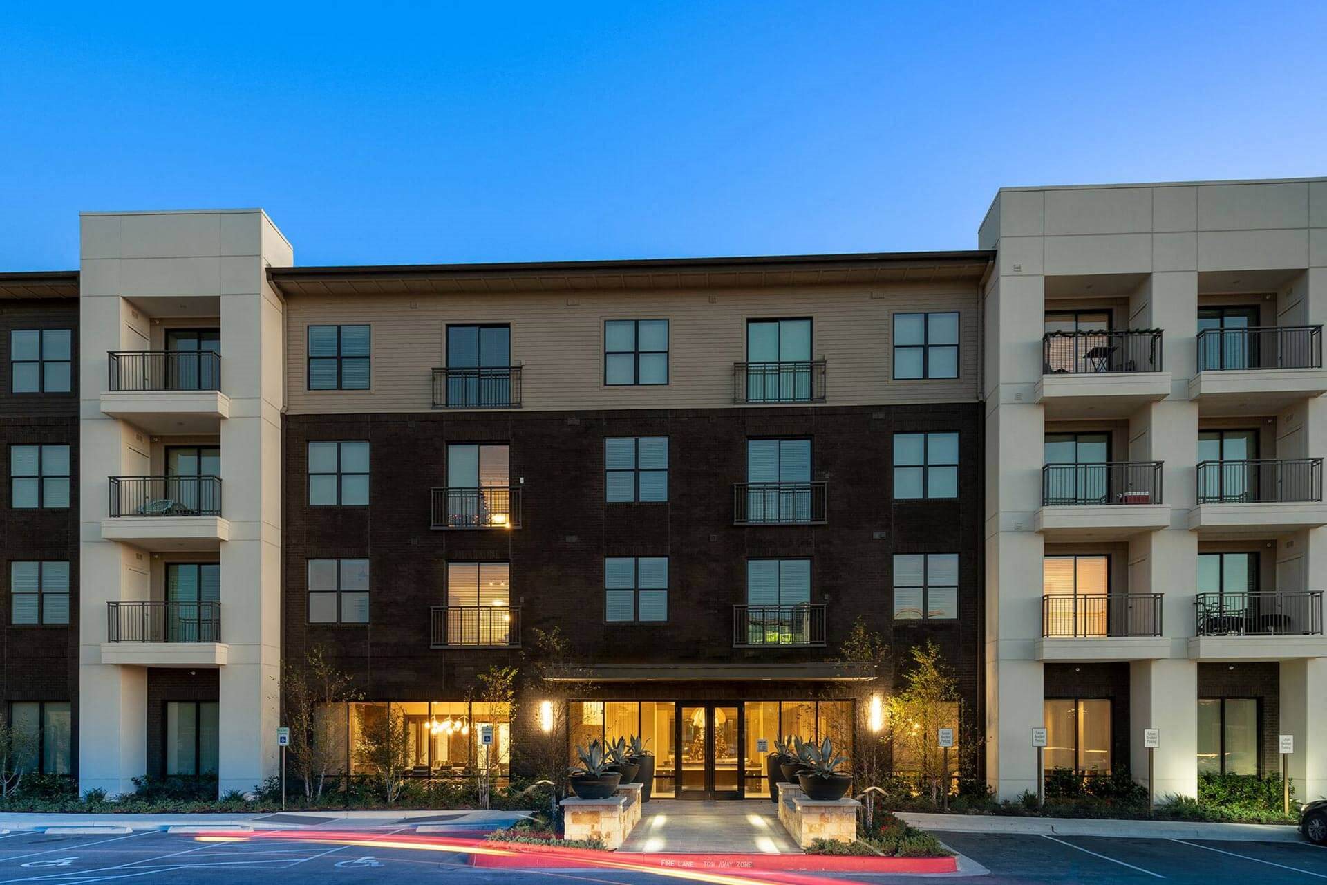 Windsor Oak Hill Southwest Austin Apartments for Rent Photos