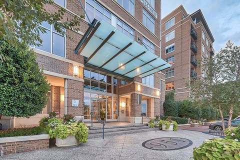 The Crescent At Fells Point By Windsor