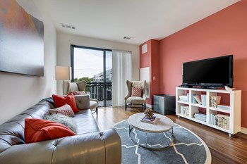 Comfortable Apartments Waiting for You at Windsor at Maxwells Green, Somerville, Massachusetts - Photo Gallery 24