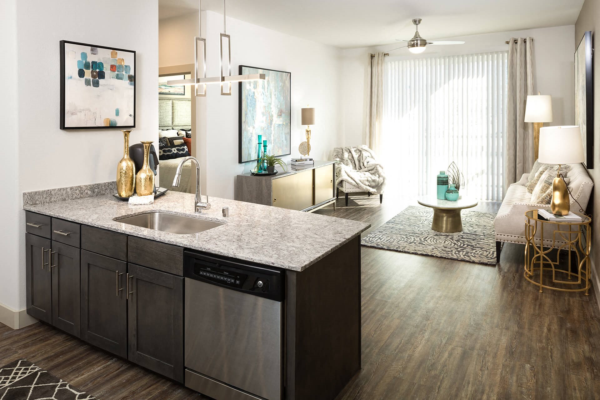 Windsor Metro West Apartments in Plano, TX