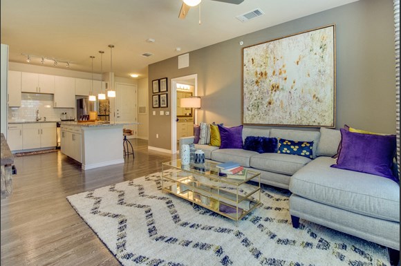 Windsor Republic Place Apartments, 5708 W Parmer Lane, Austin, TX