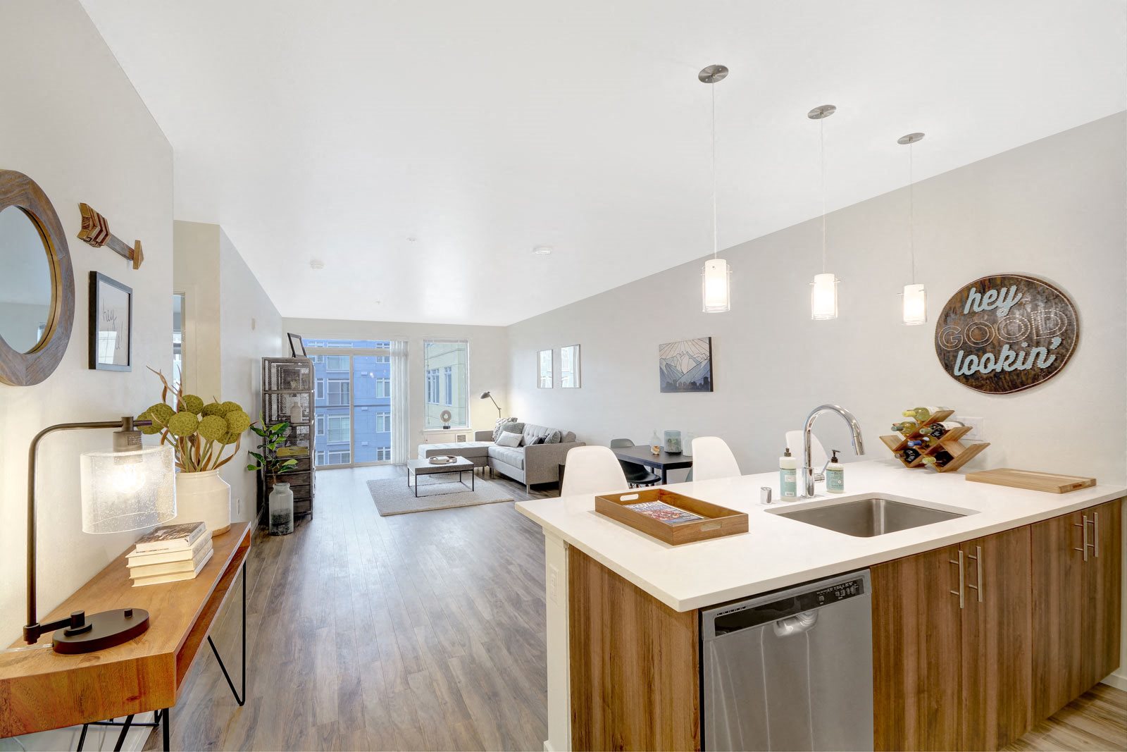 The Whittaker Luxury Apartments for Rent in West Seattle Photos