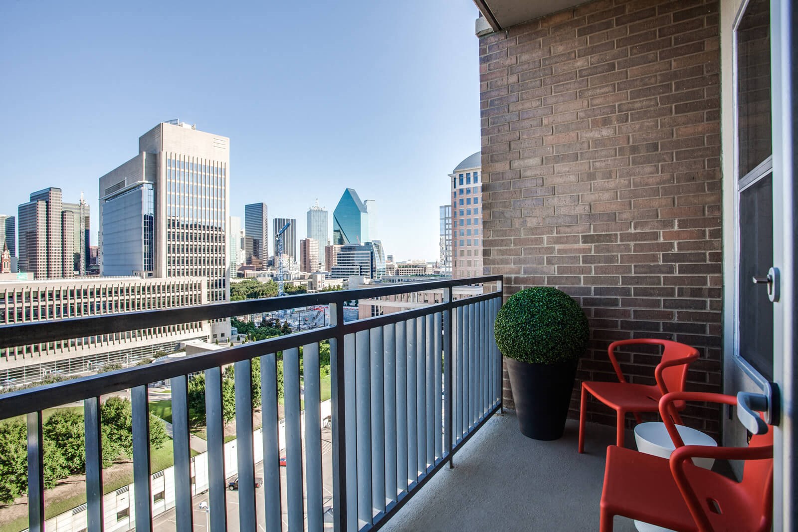 The Jordan By Windsor Apartments, 2355 Thomas Ave, Dallas, TX - RentCafe