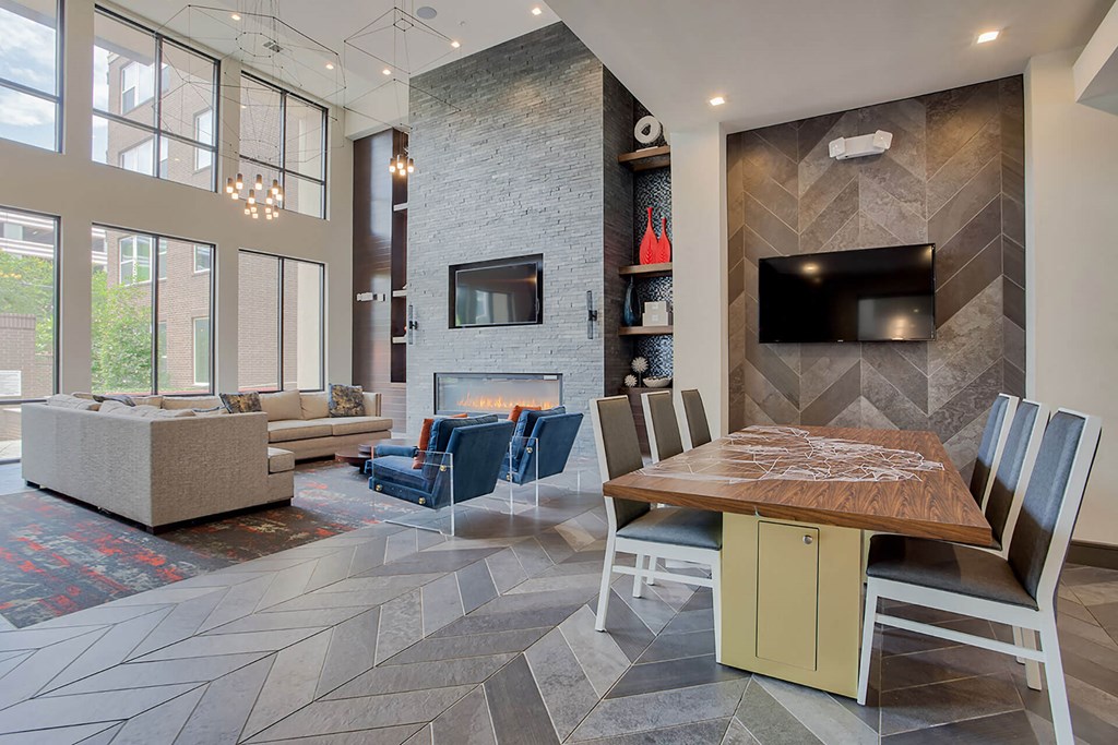 Windsor By The Galleria