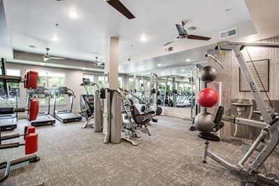 Cardio and Strength Center at Windsor West Lemmon in Dallas, TX