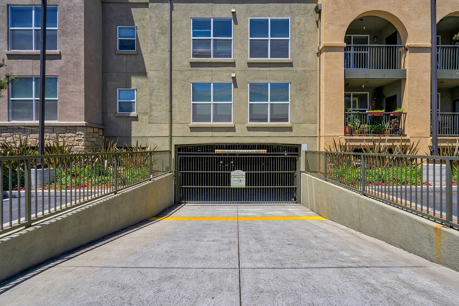 Direct-Access Parking Garage at Villa Montanaro,203 Coggins Drive Pleasant Hill, CA 94523
