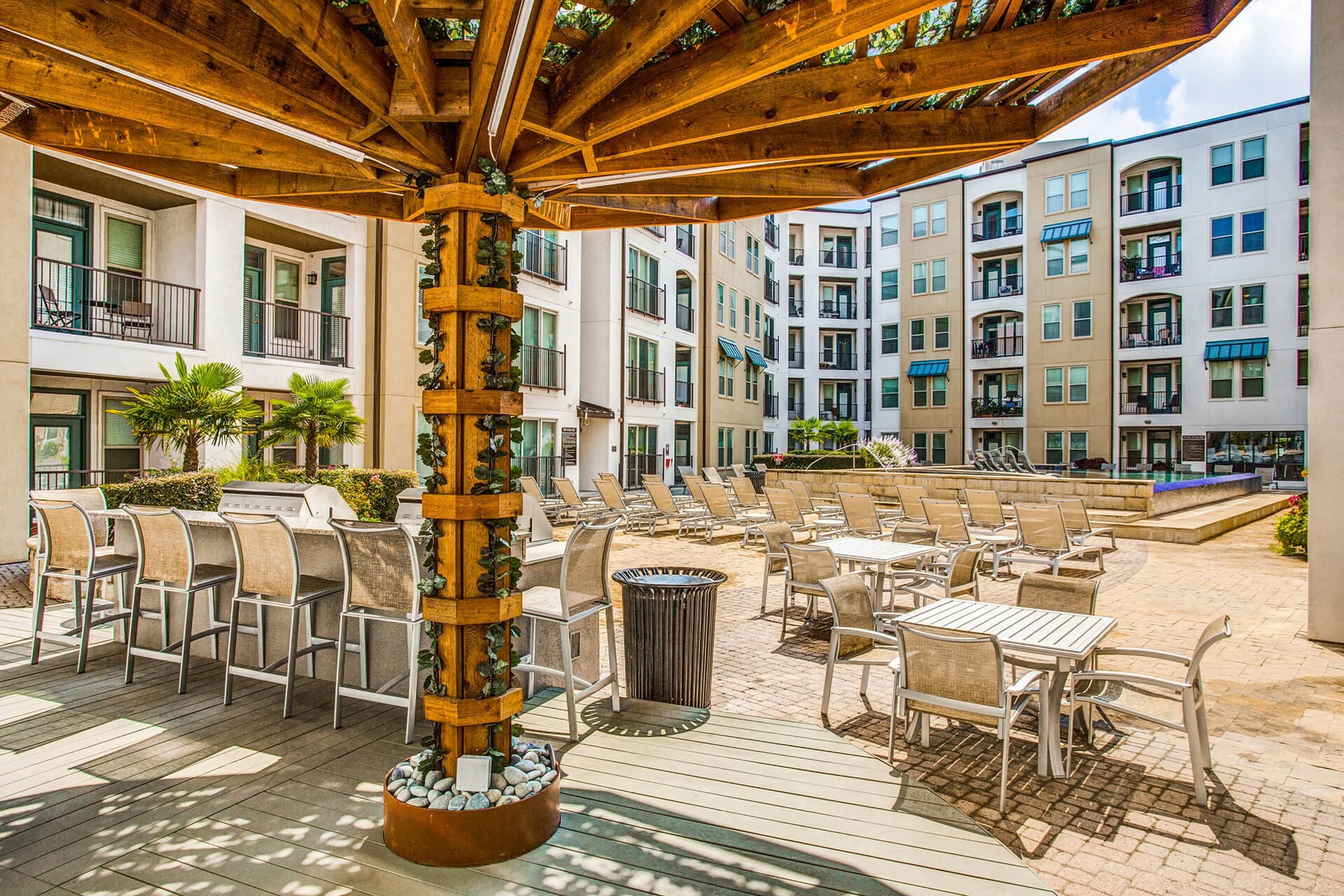 Monterey Village Apartments Dallas