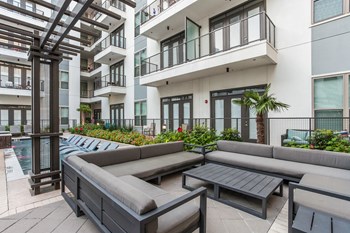 Lounging by the Pool at Windsor CityLine, Richardson, 75082 - Photo Gallery 29