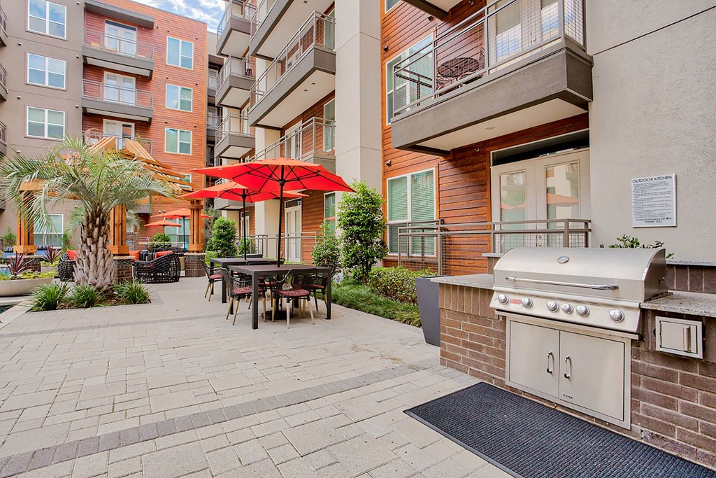 Windsor By The Galleria