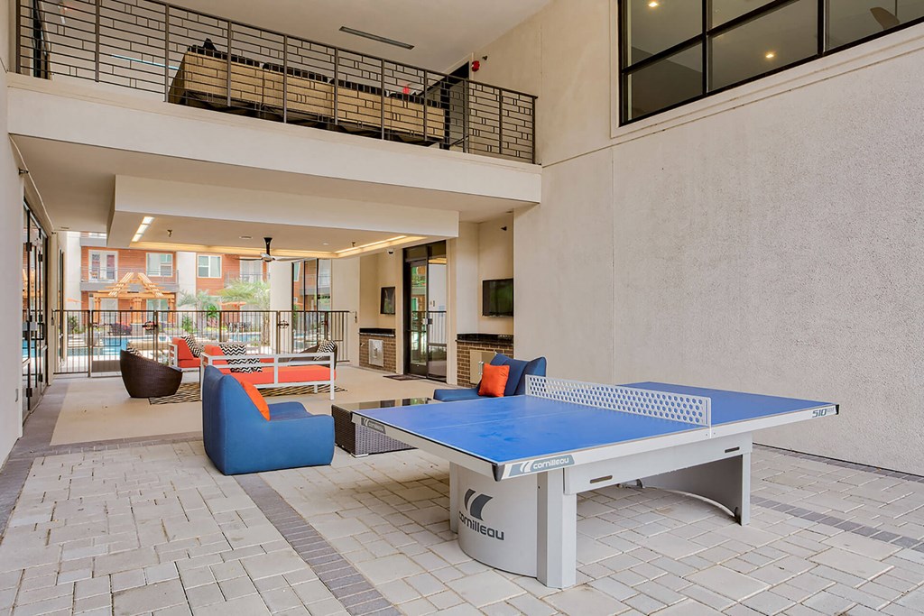 Windsor By The Galleria