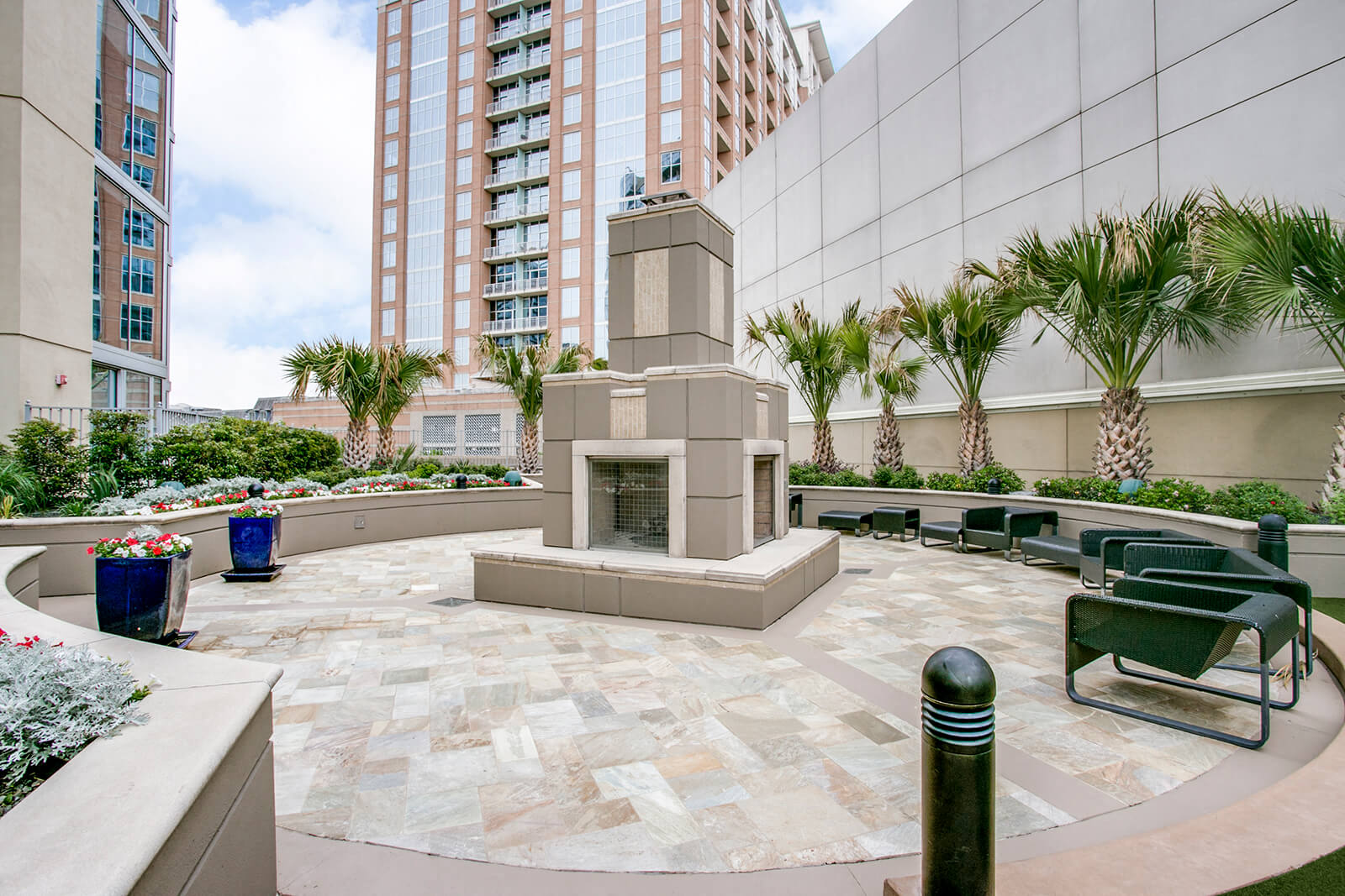 Glass House by Windsor Uptown Dallas Apartments for Rent Photos