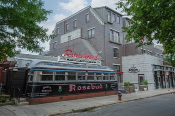 Rosebud Restaurant near Windsor at Maxwells Green, 1 Maxwells Green, Somerville - Photo Gallery 44