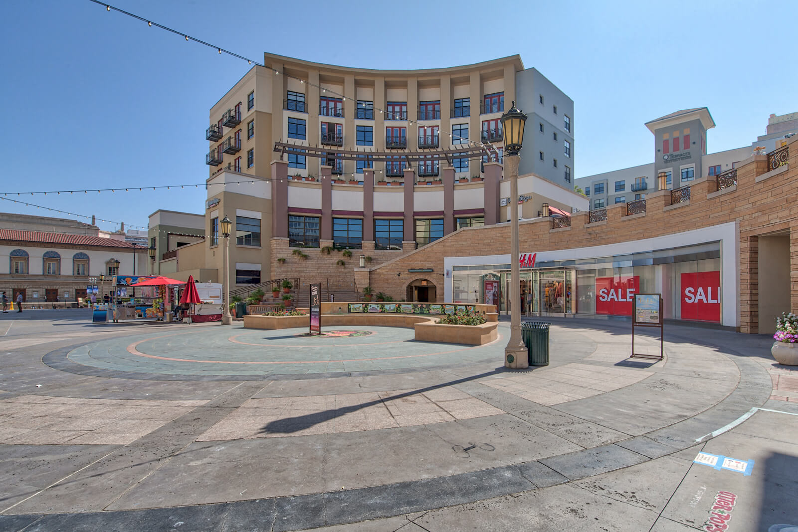 Terraces at Paseo Colorado Apartments for Rent in Pasadena Photos