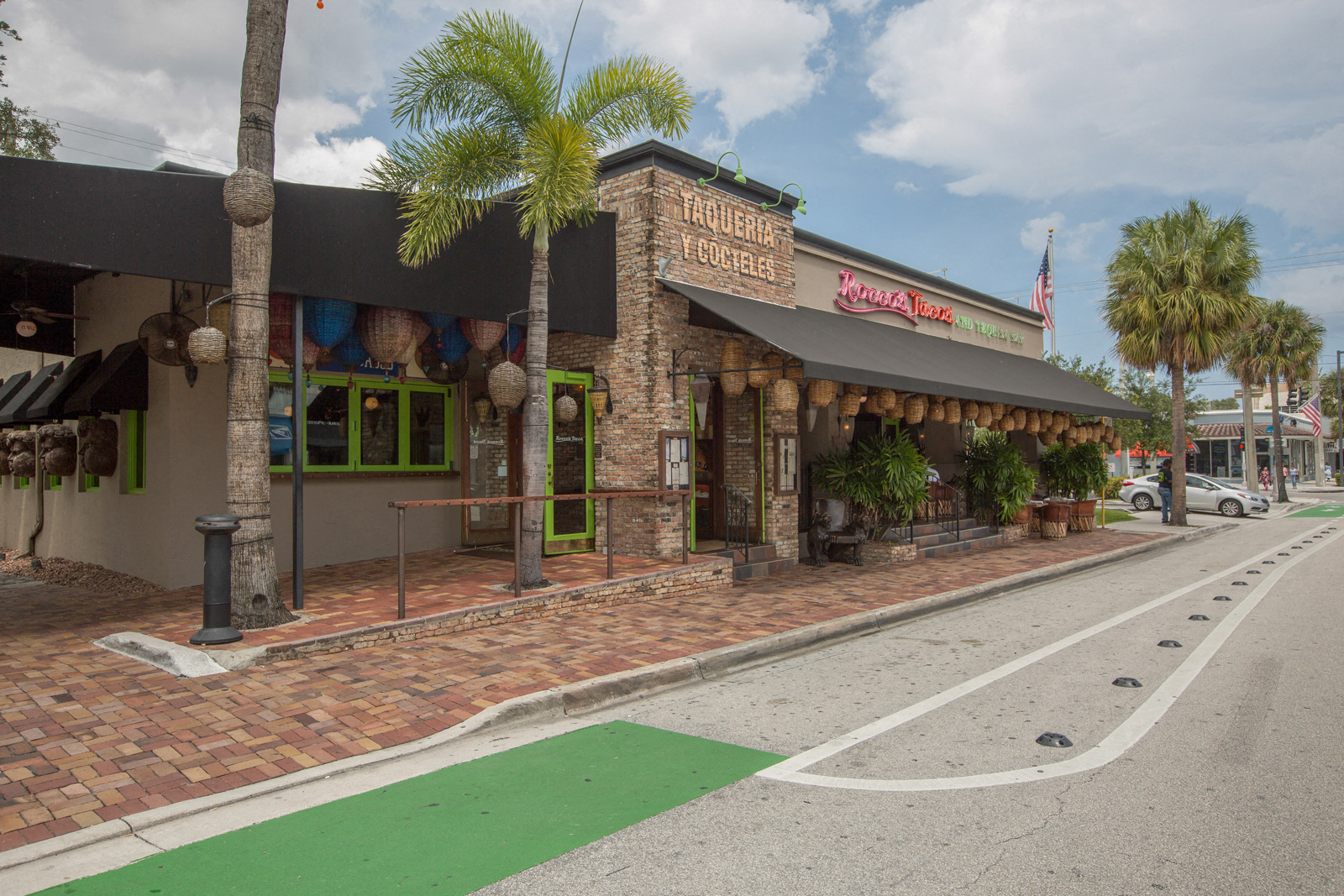 Close to Shopping Dining and Entertainment at Amaray Las Olas by Windsor, Fort Lauderdale, Florida