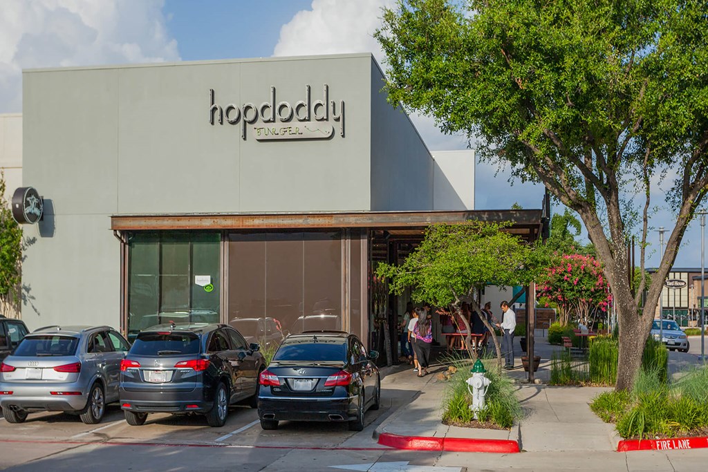 Windsor By The Galleria