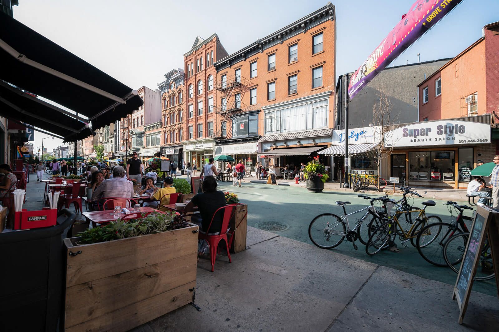 Warren at York Jersey City Apartments for Rent Photos & Tour