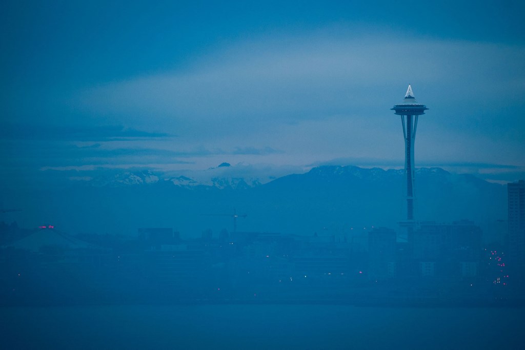 Relaxing Lifestyle While Close to Downtown at The Whittaker, Seattle, 98116