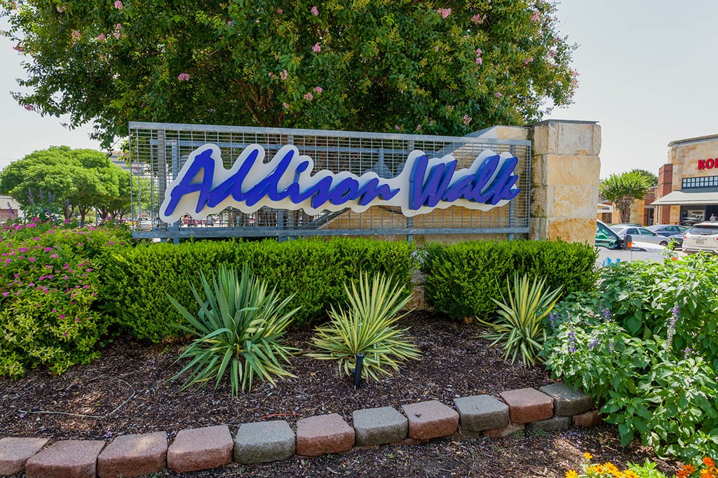 Windsor By The Galleria