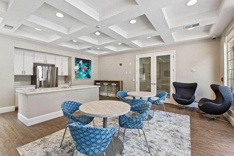 Pavona Apartments is a similar property to Dry Creek Crossing located in San Jose