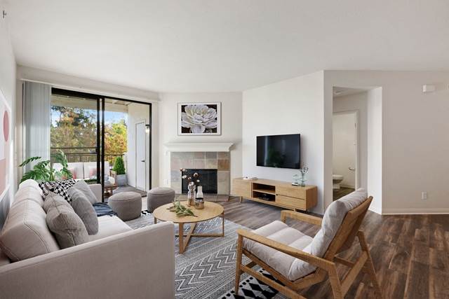 1-bedroom apartment at Mission Pointe by Windsor Apartments in Sunnyvale, CA