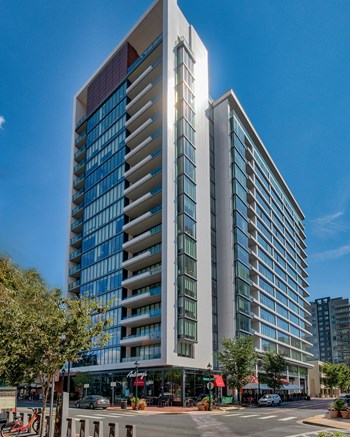 Stylish High Rise Apartment Living Stylish High Rise Apartment Living at Windsor Bethesda in Bethesda, Maryland - Photo Gallery 3