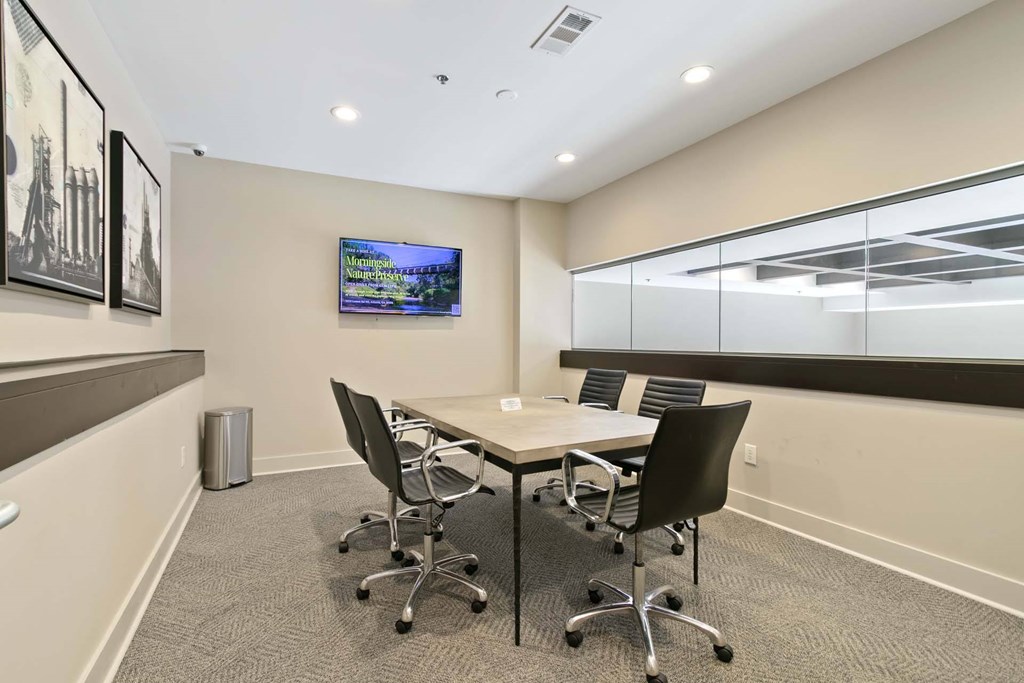 Private Conference Room at Windsor Brookhaven, Atlanta, Georgia