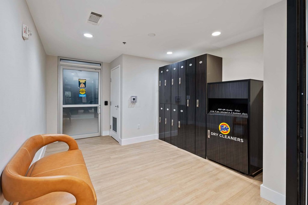 Lockers and Dry Cleaning at Windsor on the Lake, 43 Rainey Street Austin, TX 78701