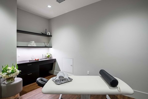 Massage Room at The Sterling, Houston, TX 77019