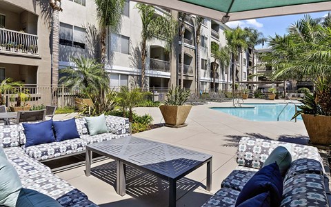 Patio and Pool Seating at Windsor Main Place, Orange, California
