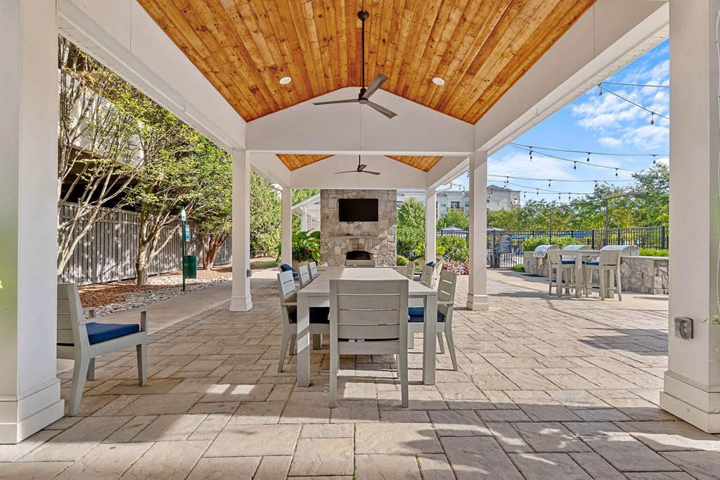 Pool Lounge at Windsor Leesburg,  1500 Balch Drive Southeast, Leesburg VA