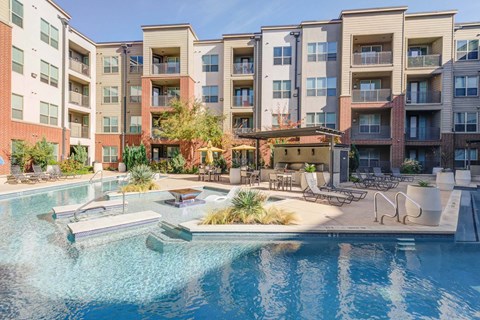 Pool at Windsor Addison, 15480 Dallas Pkwy, Dallas, TX 75248